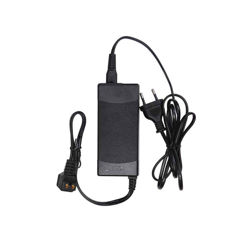 یخچال فریزر خودرو ایستکول مدل TM-4040-DC